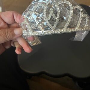 Elegant Silver Tiara with Crystal Accents